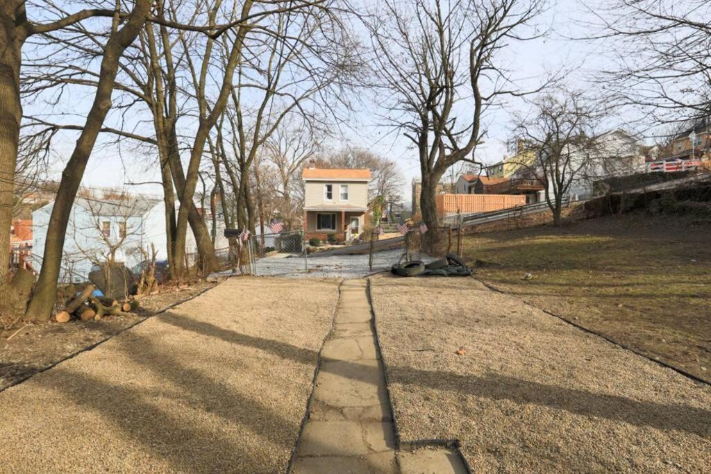 Cozy & Comfy Cottage In The City - W Parking بيتسبرغ المظهر الخارجي الصورة